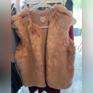 Pink fuzzy fashion vest. Size small